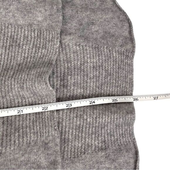 Max Studio 100% 2-Ply Cashmere Gray Ribbed Knit Long Sleeve Sweater Size Small - Picture 5 of 7